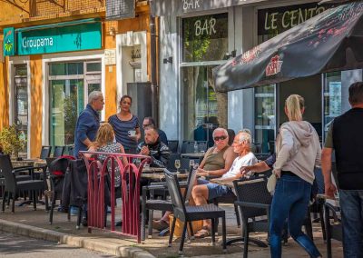 Menschen im Cafe